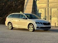 Gebraucht Skoda Octavia Ambition 116 PS (85 kW) 2017 Weiß Kombi