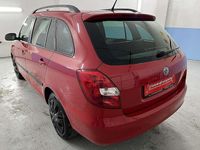 Gebraucht Skoda Fabia Family 69 PS (50 kW) 2011 Rot Kombi