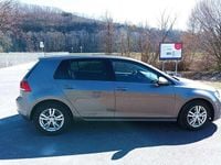 Gebraucht VW Golf VII Highline 105 PS (77 kW) 2014 Grau Limousine