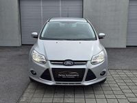 Gebraucht Ford Focus 105 PS (77 kW) 2012 Grau Limousine