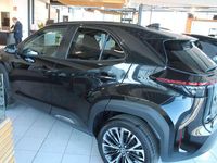 Neu Toyota Yaris Cross Elegant 92 PS (67 kW) 2025 Schwarz SUV