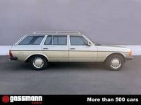 Gebraucht Mercedes E280 185 PS (136 kW) 1985 Grün Kombi