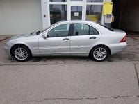 Gebraucht Mercedes C220 Elegance 143 PS (105 kW) 2003 Silber Limousine