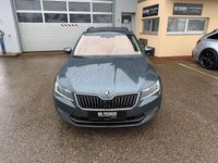 Gebraucht Skoda Superb Style 150 PS (110 kW) 2016 Grau Kombi