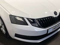 gebraucht Skoda Octavia Combi 1,6 TDI Ambition Limited * Sitzheizung * ...