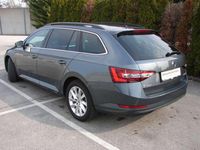 Gebraucht Skoda Superb Ambition 150 PS (110 kW) 2017 Grau Kombi