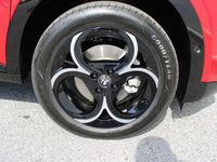 Neu Alfa Romeo Junior 145 PS (106 kW) 2025 Rot SUV