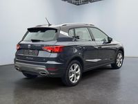 gebraucht Seat Arona FR 1.0 TSI DSG 2ZKlima NAVI LED ACC SHZ TWA PDC Kam 5JG