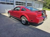 Gebraucht Ford Mustang GT 215 PS (158 kW) 2006 Rot Coupé
