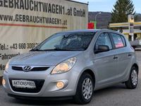 gebraucht Hyundai i20 FIFA WM Edition mit mobilem NAVI + Pickerl NEU