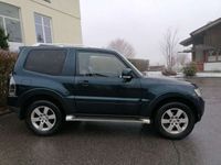 gebraucht Mitsubishi Pajero Intense+ 32 DI-D TD Aut.