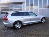 gebraucht Volvo V60 Momentum Pro