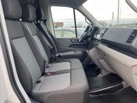 gebraucht VW Crafter L3H3 2.0 TDI AUT PDC v+h Tempomat Bluetooth Radio El.Paket