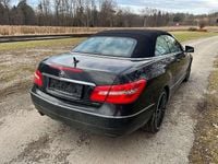 Gebraucht Mercedes E200 184 PS (135 kW) 2010 Schwarz Cabrio