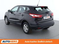 Gebraucht Nissan Qashqai Acenta 116 PS (85 kW) 2017 Violett SUV