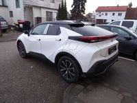 Neu Toyota C-HR Active 98 PS (72 kW) 2025 Weiß SUV