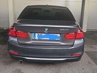 Gebraucht BMW 320 184 PS (135 kW) 2012 Limousine