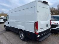 Gebraucht Iveco Daily 156 PS (114 kW) 2024 Weiß Van