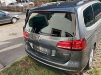 Gebraucht VW Sharan 150 PS (110 kW) 2018 Grau Van / Kleinbus