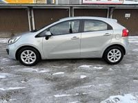 Gebraucht Kia Rio 86 PS (63 kW) 2013 Silber Limousine