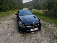 Gebraucht Mercedes CLA220 Shooting Brake 177 PS (130 kW) 2015 Schwarz Kombi