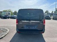 gebraucht Mercedes V300 d Avantgarde 4matic Leder AMG