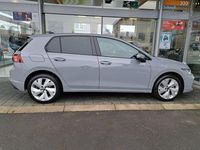 Neu VW Golf VIII 115 PS (84 kW) 2026 Mittelgrau  metallic Limousine