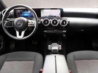 gebraucht Mercedes CLA200 d Coupe Aut.*NAVI*PARKTRONIC*LED*SHZ*R-KAMERA*T...