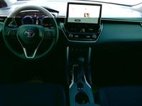 Neu Toyota Corolla Cross Active 98 PS (72 kW) 2025 Weiss  metallicperleffekt SUV