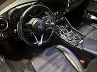 Gebraucht Alfa Romeo Giulia 150 PS (110 kW) 2016 Grau Limousine