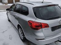 Gebraucht Opel Astra Edition 120 PS (88 kW) 2012 Kombi