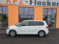 Gebraucht VW Touran Basis 150 PS (110 kW) 2021 Weiß Van / Kleinbus