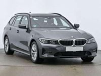Gebraucht BMW 320 Advantage 190 PS (139 kW) 2020 Grau Kombi