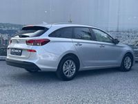 gebraucht Hyundai i30 CW 1,6 CRDi GO!