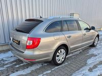 Gebraucht Skoda Superb Ambition 140 PS (102 kW) 2010 Grau Kombi