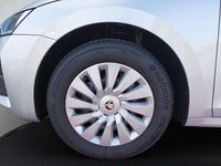 gebraucht Skoda Octavia Combi Essence TSI mHEV DSG