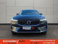 Gebraucht Volvo XC60 Plus 197 PS (144 kW) 2022 Grau SUV