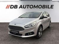 Gebraucht Ford S-MAX Titanium 150 PS (110 kW) 2017 Grau Van / Kleinbus