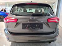 gebraucht Ford Focus ST Cool&Connect ''AHK''