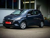 Gebraucht Hyundai i10 67 PS (49 kW) 2021 Grau Kleinwagen