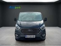 Gebraucht Ford Tourneo Custom Titanium 131 PS (96 kW) 2023 Grau Van