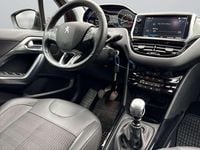 Gebraucht Peugeot 2008 Allure 131 PS (96 kW) 2018 Rot SUV
