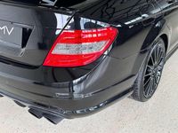 gebraucht Mercedes C63 AMG AMG W204 63 V8 Saugmotor ALLBLACK Tausch Finanzierun