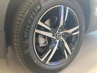 Gebraucht Volvo XC40 163 PS (119 kW) 2025 Grau SUV