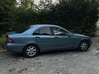 Gebraucht Mercedes C200 Classic 116 PS (85 kW) 2001 Limousine