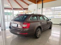 gebraucht Skoda Octavia Combi 4x4 L&K TDI DSG