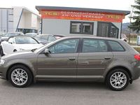 gebraucht Audi A3 Sportback Comfort Edition 1,6 TDI DPF