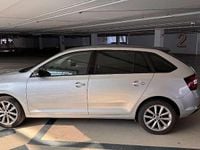 Gebraucht Skoda Rapid Sport 95 PS (69 kW) 2017 Silber Kleinwagen
