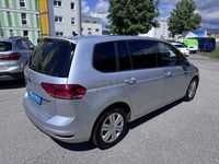 gebraucht VW Touran 59.000 KM/ Multifunktion/Tempomat/Radio Media !