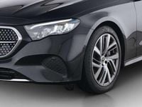 Gebraucht Mercedes E300 Avantgarde 204 PS (150 kW) 2024 Schwarz Kombi